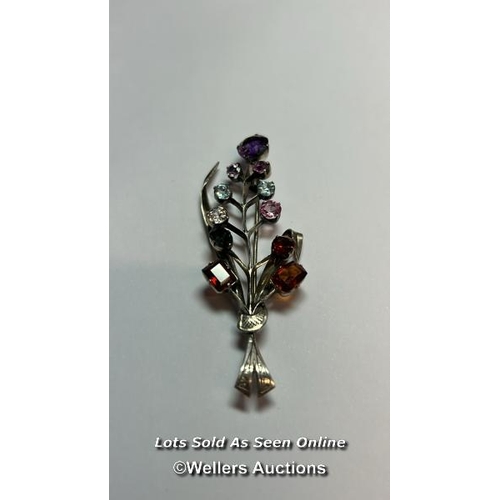 190 - Multi gemstone brooch and silver with silver filligree pendant and chain / SF