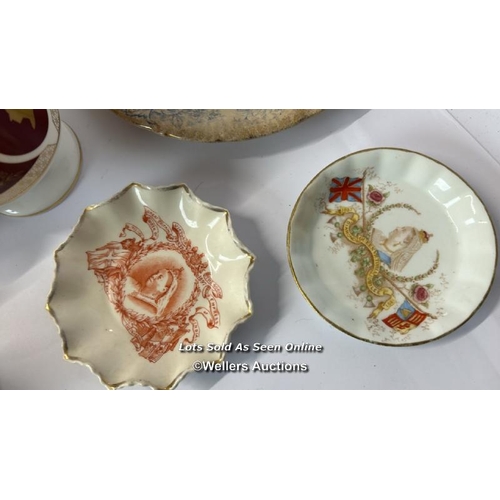 69 - A large collection of commemorative ware from Queen Victoria to Queen Elizabeth II / AN14