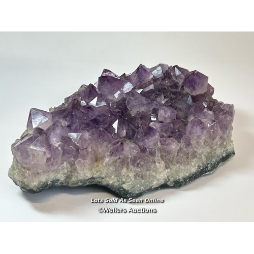 148 - Amethyst cluster, 1.95kg / AN17