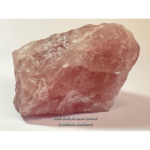 149 - Rose Quartz piece, 1kg /AN17