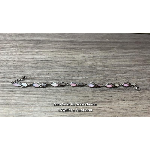 5186 - 4B#: 925 STERLING SILVER MOTHER OF PEARL PINK & WHITE DAINTY BRACELET. / G8