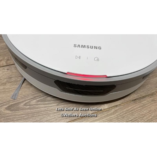 4091 - SAMSUNG JET BOT ROBOT VACUUM CLEANER / POWERS UP / SIGNS OF USE / C13