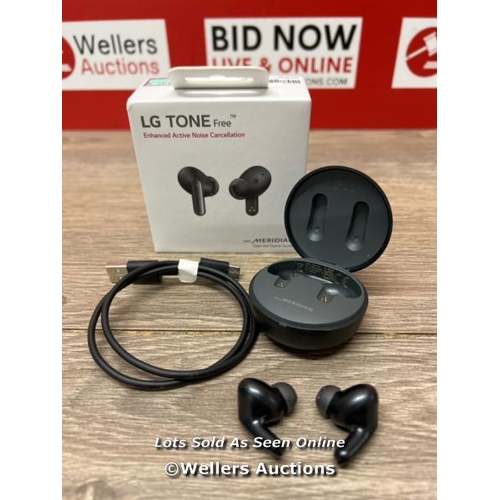 8005 - LG UFP5 WIRELESS EARBUDS / POWERS UP & CONNECTS TO BLUETOOTH WITH SOUND / SIGNS OF USE  / B30