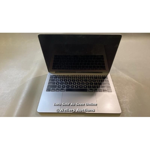 9669 - APPLE MACBOOK PRO 13