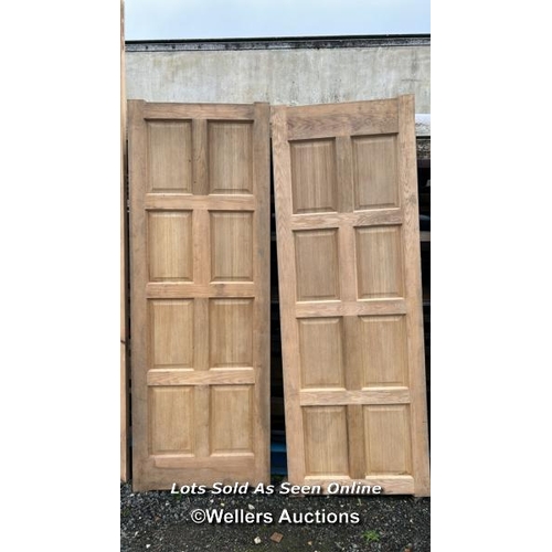 126 - PAIR OF OAK DOORS, 206.5CM (H) X 73.5CM (W) X 4.5CM (D)