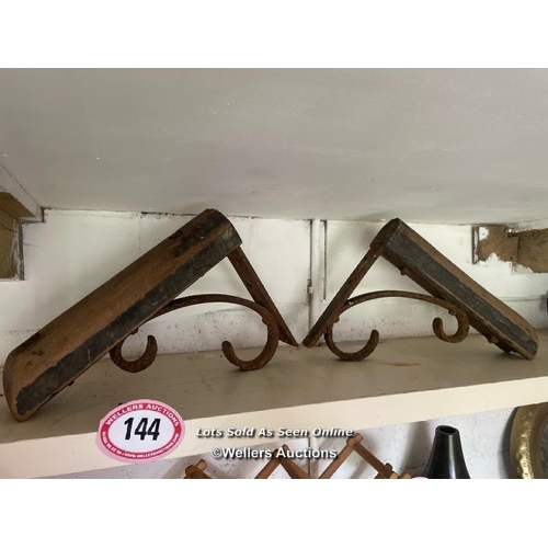 144 - PAIR OF CAST IRON HORSE SADDLE BRACKETS, 30CM (H) X 41CM (D)