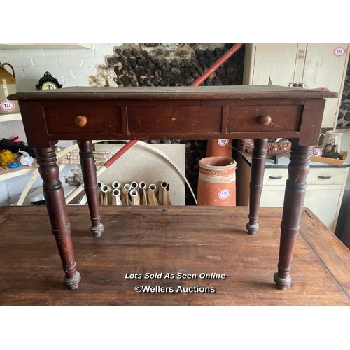 154 - OAK SIDE TABLE WITH TWO DRAWERS AND LEATHER INSERT, 75CM (H) X 94CM (W) X 50CM (D)