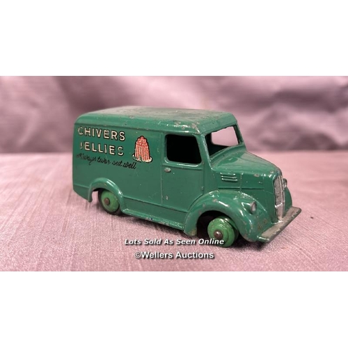 122 - THREE DINKY TROJAN ADVERTISING VANS INCLUDING CHIVERS JELLIES, OXO AND DUNLOP