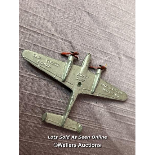 137 - SELECTION OF DINKY DIE CAST PLANES AND A HELICOPTER