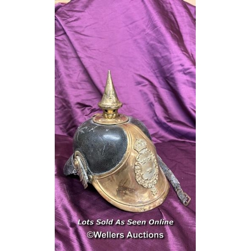 171 - 19TH CENTURY PICKELHAUBE HELMET