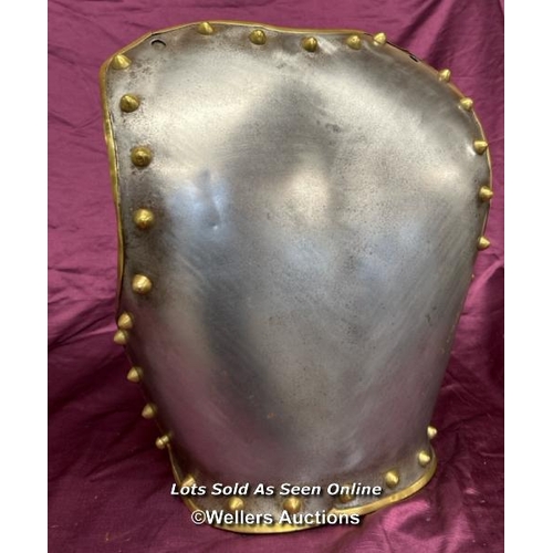 199 - EARLY 20TH CENTURY CUIRASSIERS BACK PLATE WITH ORIGINAL LEATHER LINING