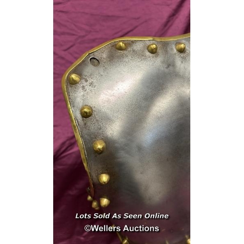 199 - EARLY 20TH CENTURY CUIRASSIERS BACK PLATE WITH ORIGINAL LEATHER LINING