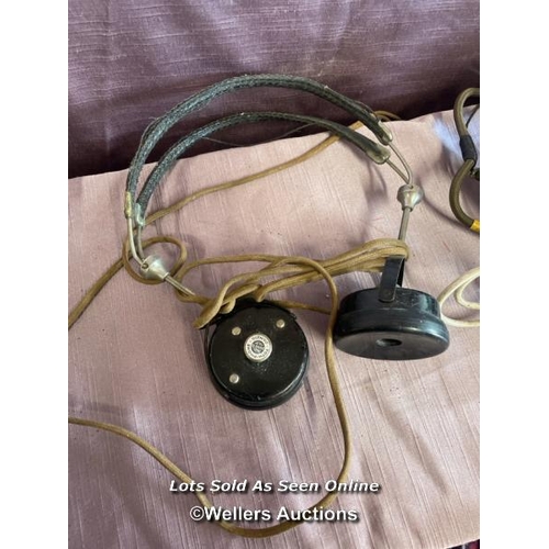 394 - DEMAND OXYGEN MASK TYPE A-14 MEDIUM, EAR DEFENDERS WITH MIC, BAKELITE HEADPHONES