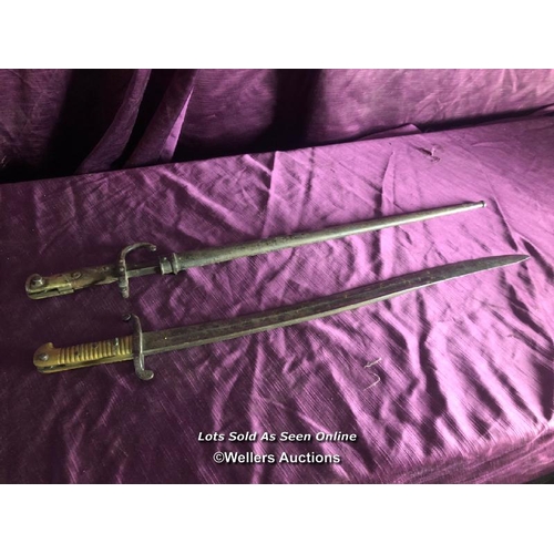 432 - PAIR OF BAYONETS, BOTH APPROX LENGTH 170CM