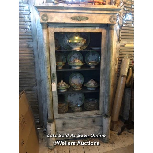 435 - FRENCH EMPIRE 1810/1820 GLAZED VITRINE IN OLD PAINT AND BRONZE VERDIGRIS MOUNTS, ADJUSTABLE SHELVES,... 