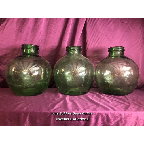 437 - A PAIR OF VIRESA GLASS JARDINIERE, WITH ONE SURPLUS CRACKED POT, HEIGHT 35CM