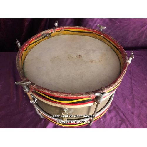 443 - 19TH CENTURY FRENCH MILITARY BAND SNARE DRUM WITH ASSOCIATED STABLE STRAP