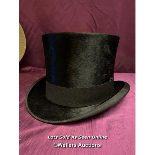 478 - TRESS & CO LONDON TOP HAT, INNER MEASUREMENT FRONT TO BACK 8