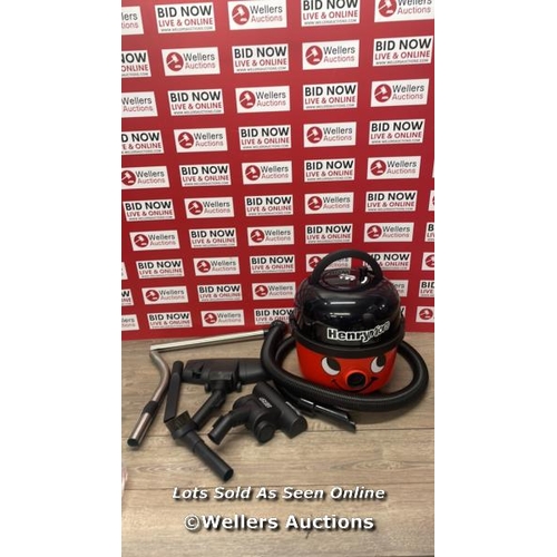 4047 - HENRY MICRO HI-FLO VACUUM CLEANER / POWERS UP / SIGNS OF USE / E78