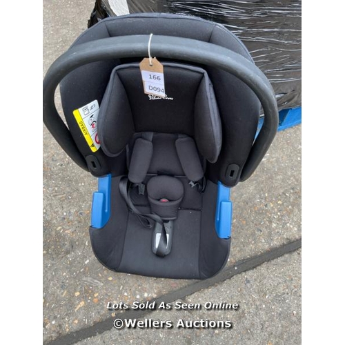 5421 - CAR SEAT SILVER CROSS