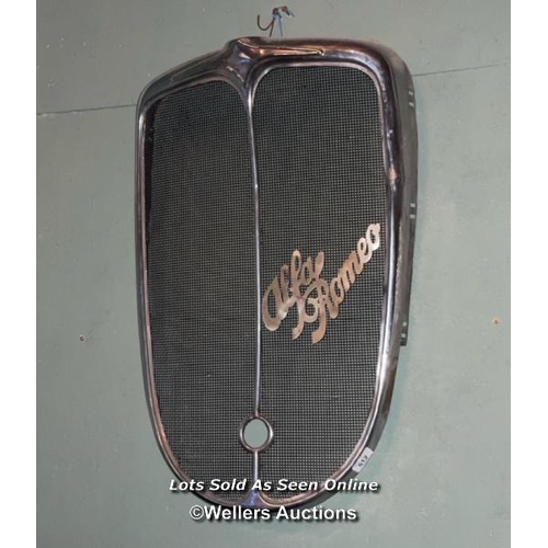 512 - ALFA ROMEO FRONT GRILL, 40 X 66CM