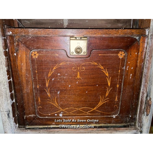 538 - LUXURY VICTORIAN SINK CABINET, USED IN A YACHT OR TRAIN, IN AN ASSOCIATED CABINET, 65.5 X 25.5 X 131... 