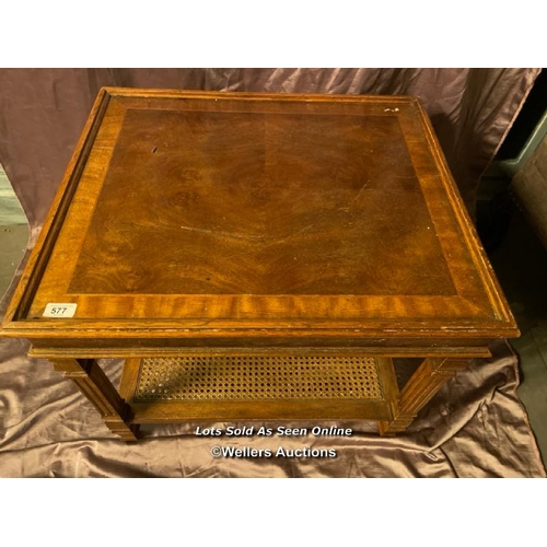 577 - OCCASIONAL OR BEDSIDE TABLE, FIGURED WALNUT VENEERS, 67 X 57 X 57CM