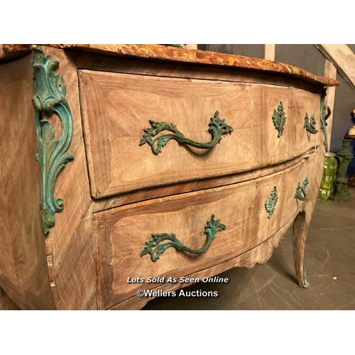 595 - 20TH CENTURY LOUIS XV COMMODE WITH VERDIGRIS ORMULU MOUNTS AND ORIGINAL MARBLE TOP, DAMAGE TO ONE CO... 