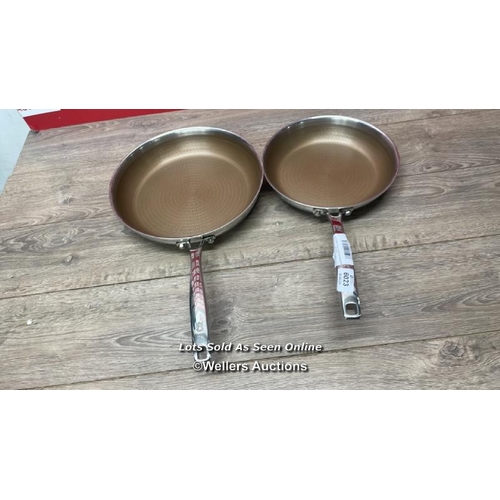 6023 - MASTERPRO STAINLESS STEEL ALUMINIUM FRYING PANS / SIGNS OF USE / D19