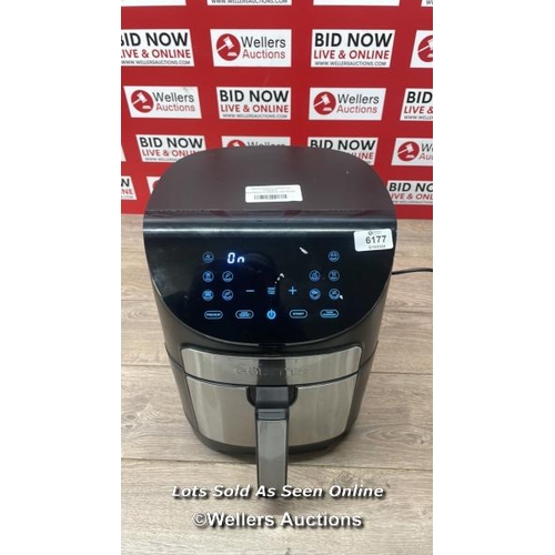 6177 - GOURMIA 6.7L DIGITIAL AIR FRYER / POWERS UP / SIGNS OF USE / C27