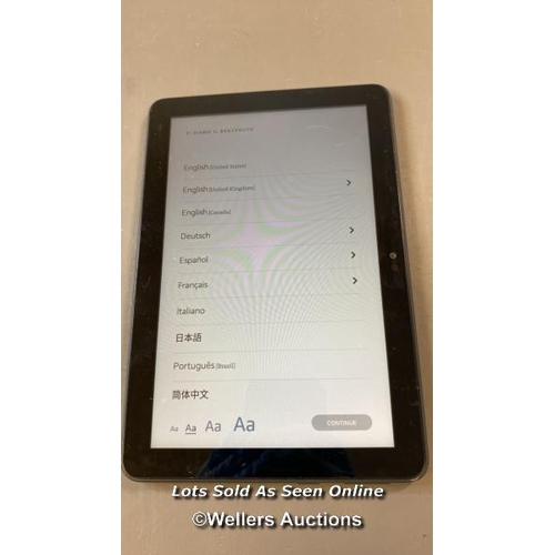 9587 - AMAZON FIRE HD 8 / K72LL3 / RESTORED TO FACTORY DEFAULTS