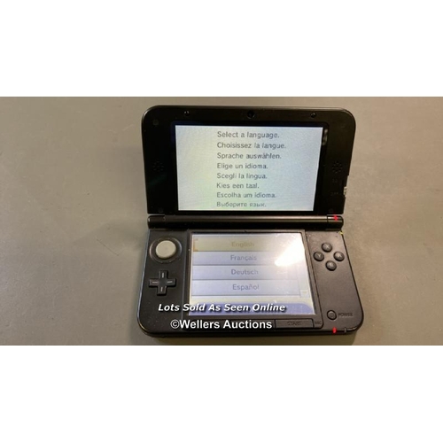 9612 - NINTENDO 3DS XL / SPR/001(EUR) / SN: SUF103583806 / RESTORED TO FACTORY DEFAULTS