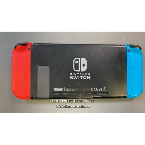 9615 - NINTENDO SWITCH / HAC/001 / SN: XAJ40056916887 / SCREEN DAMAGE / RESTORED TO FACTORY DEFAULTS