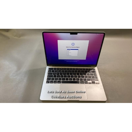 9626 - APPLE MACBOOK 13