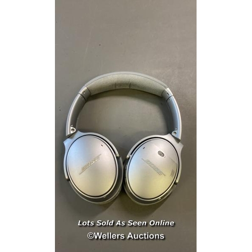 9638 - BOSE HEADPHONES MODEL 419811