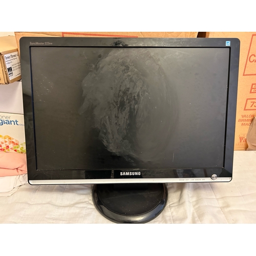 15 - X2 COMPUTER MONITORS, INC. IIYAMA PROLITE E2407HDS AND SAMSUNG SYNCMASTER 223BW