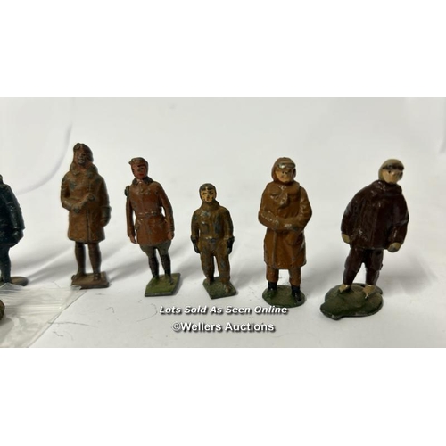 40 - Eight assorted lead military figures including one RAF fire fighter from set 1758 / AN5