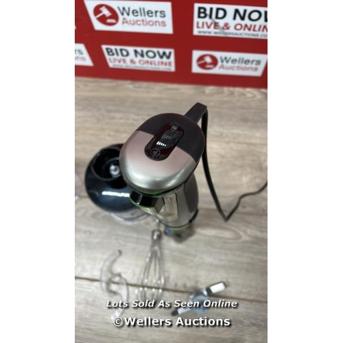 134 - BRAUN MQ9138XI HAND BLENDER / SPINS / POWERS UP / SIGNS OF USE / A17