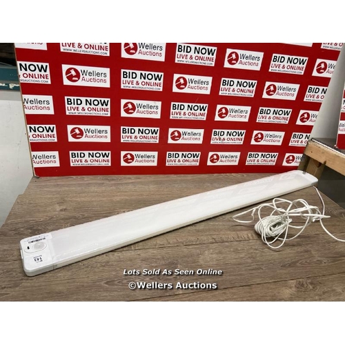 143 - FEIT SLIM 4FT (1.2M) LED SHOP LIGHT WITH PIR MOTION DETECTION / NO POWER / SIGNS OF USE / P7