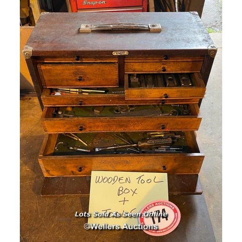 174 - 8X DRAWER WOODEN TOOL BOX WITH EXTENSIVE CONTENTS, BOX MADE BY EMIR