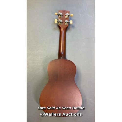 9504 - MAKALA UKULELE MODEL MK-SN