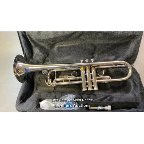 9509 - MERANA TRUMPET INCL. CASE