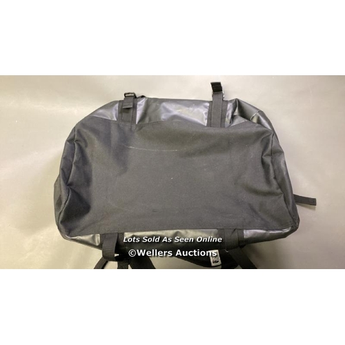 9514 - THE NORTH FACE BAG