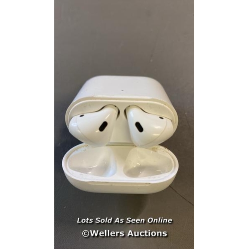 9652 - APPLE AIRPODS A1938 SERIAL FXWZJ1P9JMMT - BLUETOOTH CONNECTION TESTED