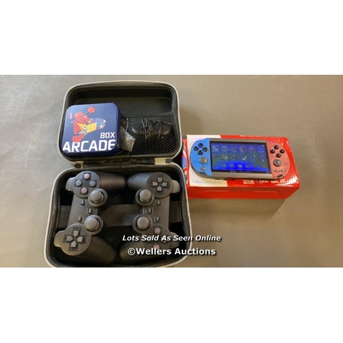 9669 - X1 SRS WOW HD MINI GAME / X1 ARCADE BOX AND X2 CONTROLLERS