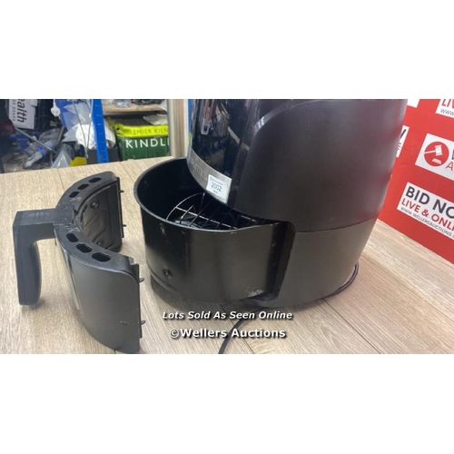 2002 - GOURMIA 5.7L DIGITAL AIR FRYER / POWERS UP / SIGNS OF USE / C25