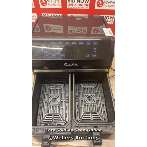 2088 - SUR LA TABLE AIR FRYER WITH X2 3.8L DRAWERS / POWERS UP / SIGNS OF USE / C31