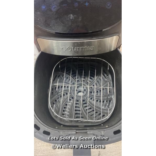 2090 - GOURMIA 6.7L DIGITIAL AIR FRYER / POWERS UP / SIGNS OF USE / W1