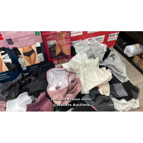 3077 - BAG OF LADIES NEW MIXED UNDERWEAR INCL. CAROLE HOCHMAN & ELLE / G59