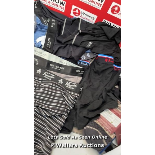 3080 - BAG OF GENTS NEW MIXED UNDERWEAR & SOCKS INCL. PRINGLE & UNDER ARMOUR / G60